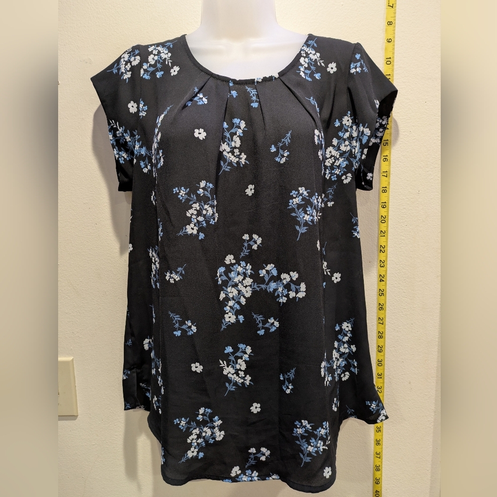 41 Hawthorn Black and Blue Floral Blouse